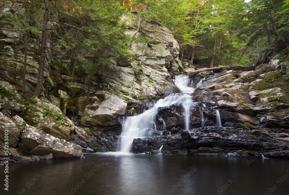 Fototapeta premium Wahconah Falls in Dalton, Massachusetts.