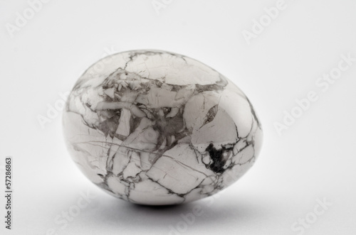 White howlite egg photo