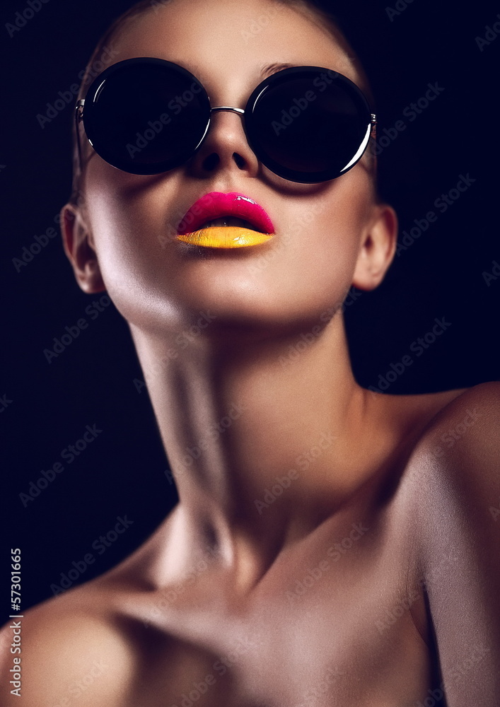glamor sexy model in sun glasses perfect clean skin glamor sexy model in sun glasses perfect clean skin