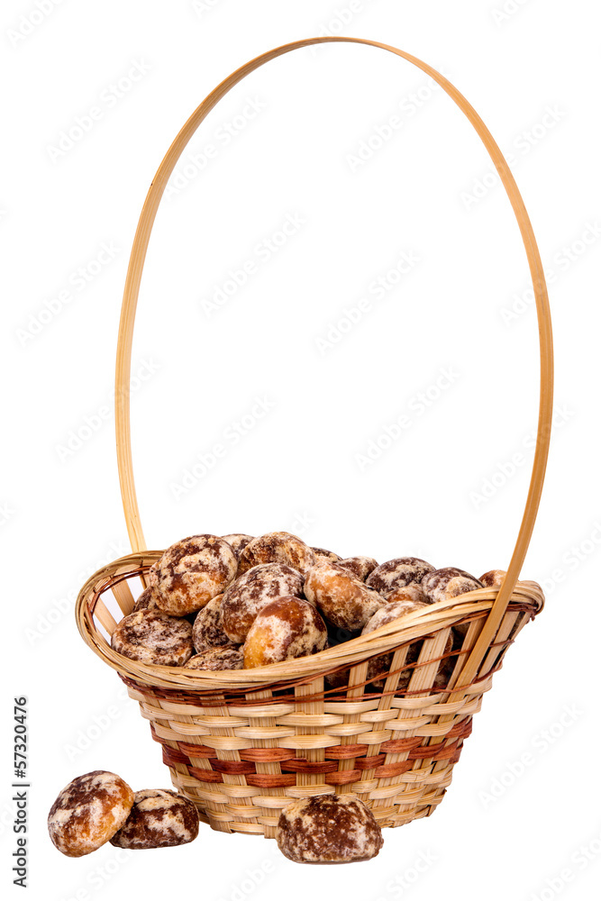 basket with spice-cakes