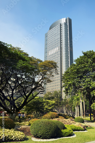 Philippine Stock Exchange Building, Manila - Philippines © fazon