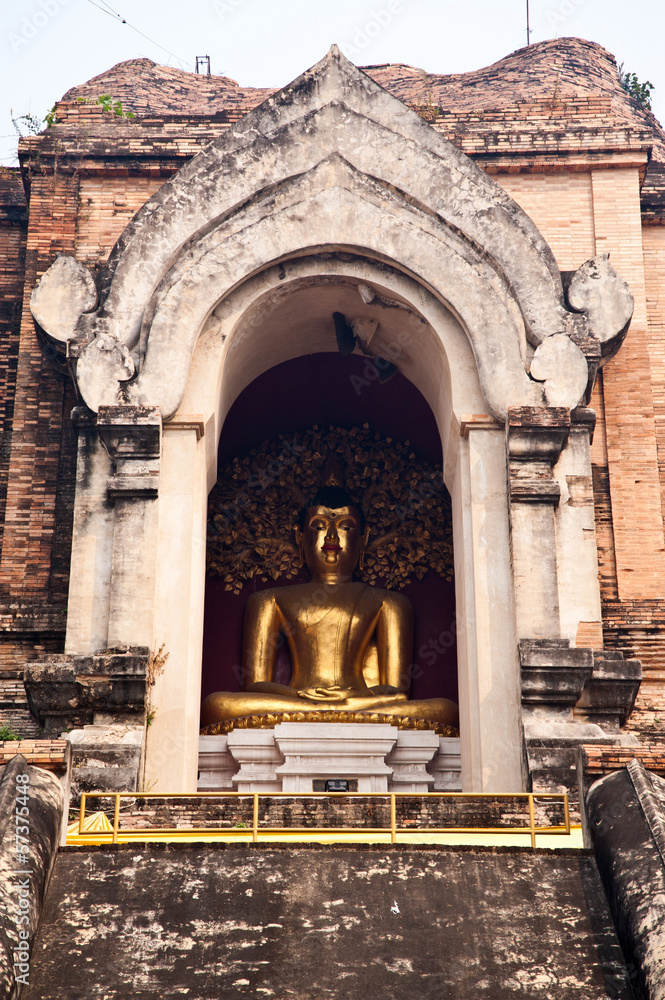 Buddha statue