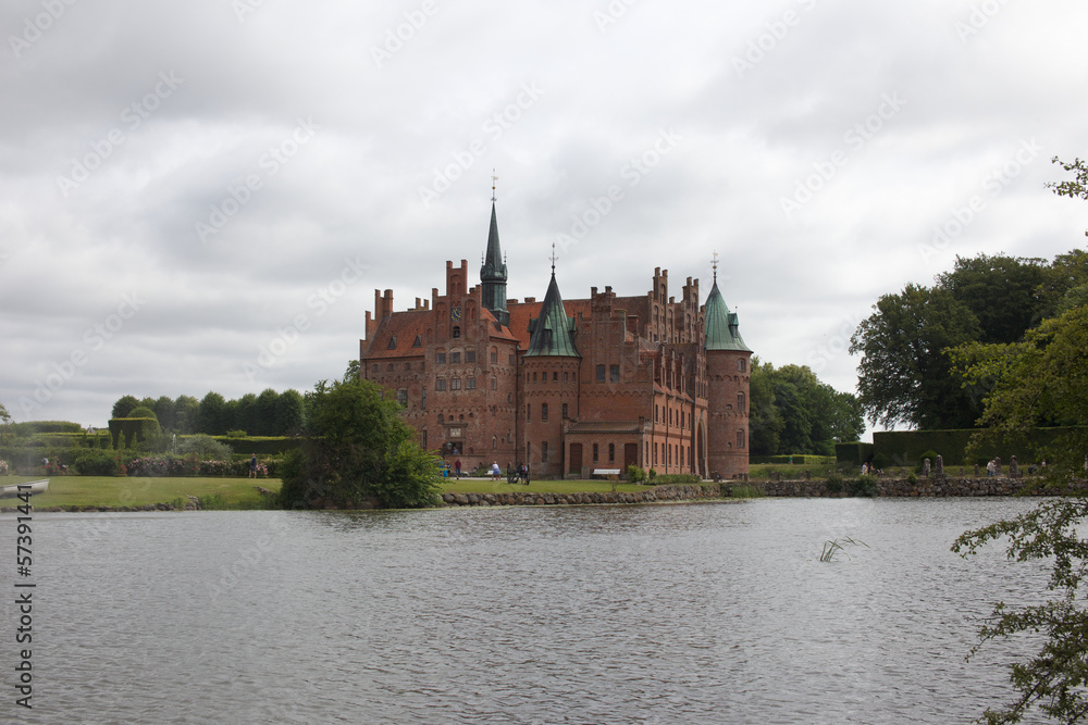 Obraz premium Egeskov Castle - Denmark