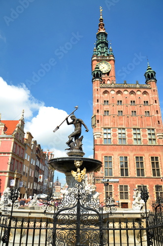 Słynna fontanna Neptuna na Starym Mieście w Gdansku, Polska
