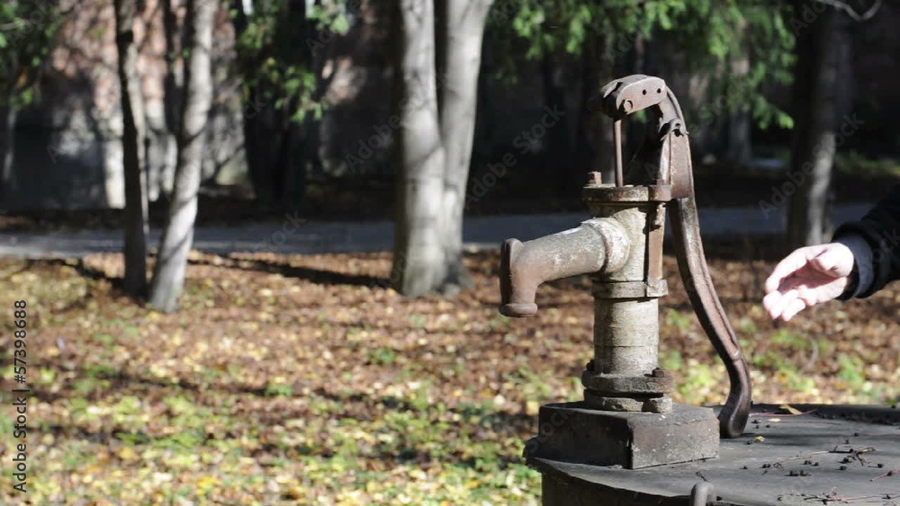 Old dry water pump pumping