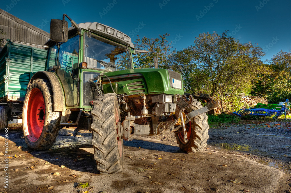 Fototapeta premium traktor hdr