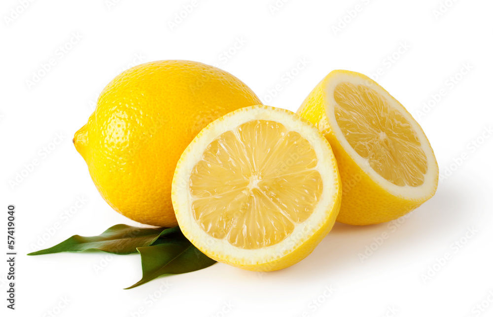 Sliced lemons with leaves
