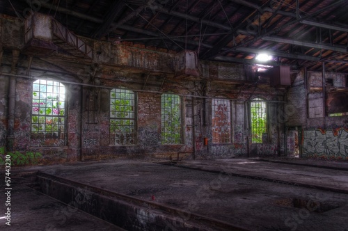 Old abandoned Hall with windows © Stefan Schierle