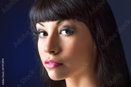 Fototapeta Naklejka Na Ścianę i Meble -  Beautiful fashion brunette model