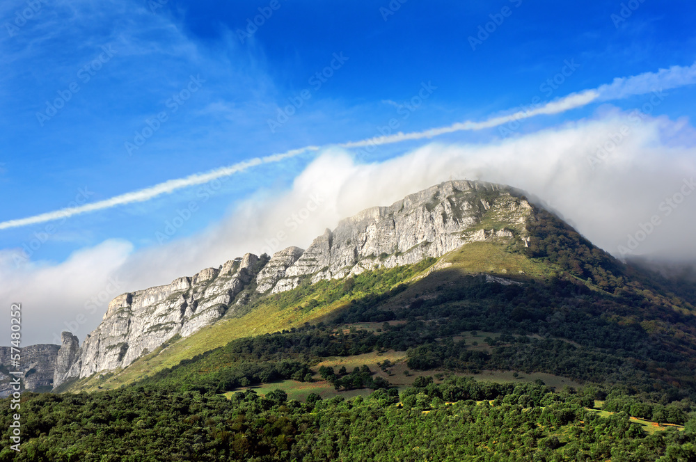 Fototapeta premium Sierra salvada mountain range with fog