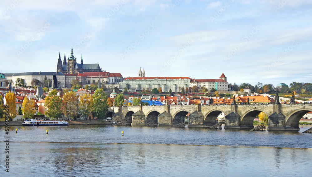 Obraz premium Prague Castle and Charles bridge, Czech Republic