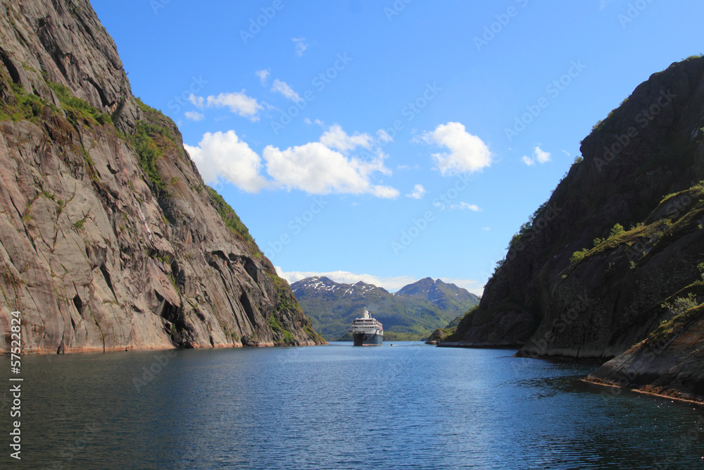 Entering Trollfjord