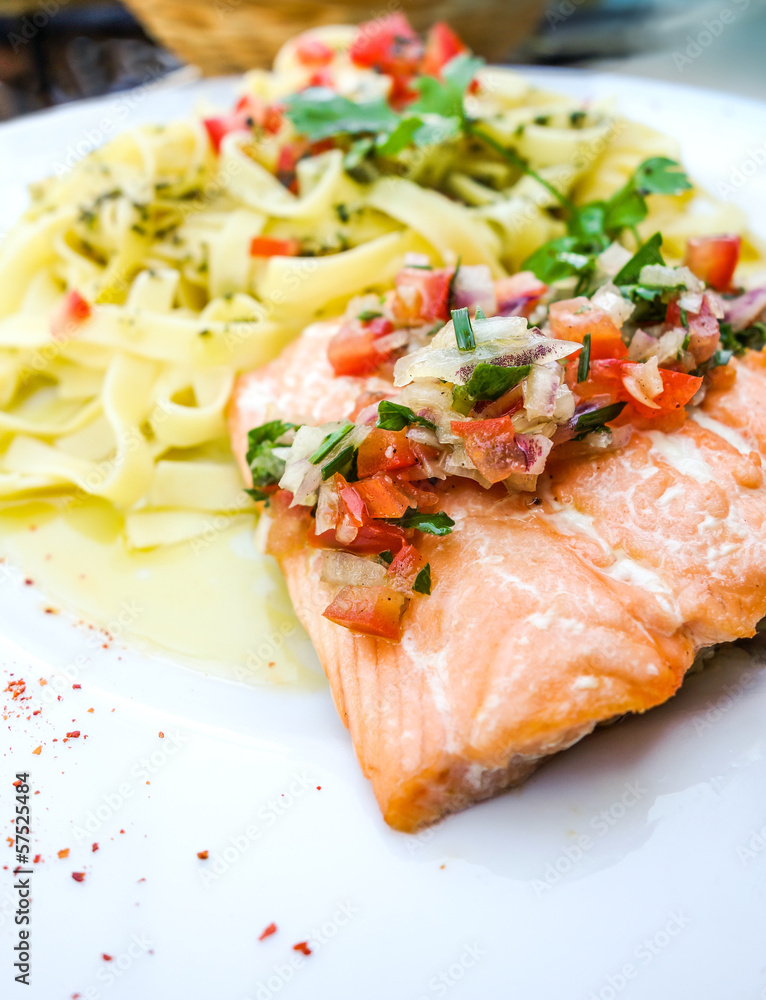 pasta and smoked salmon