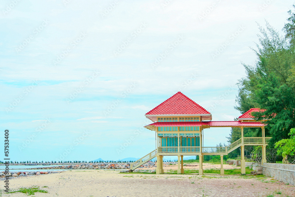 Fototapeta premium Old Palace At Beach