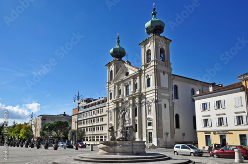 Gorizia, Piazza della Vittoria chiesa di sant'Ignazio