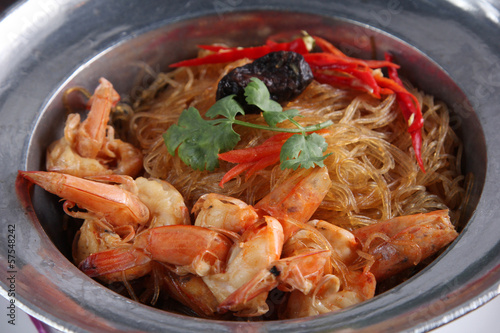 Shrimps steamed with vermicelli