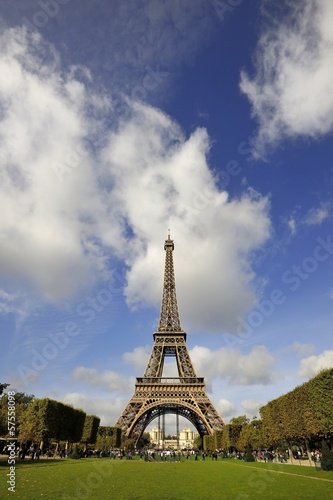 Eiffel Tower © yvon52