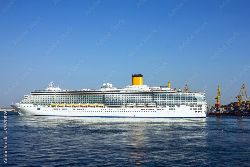 Cruise ship Costa Deliziosa
