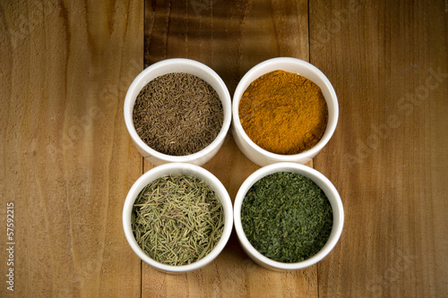 Four spices - square