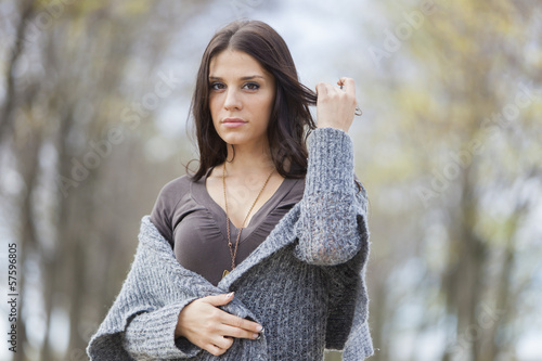 Young woman in the autumn f...