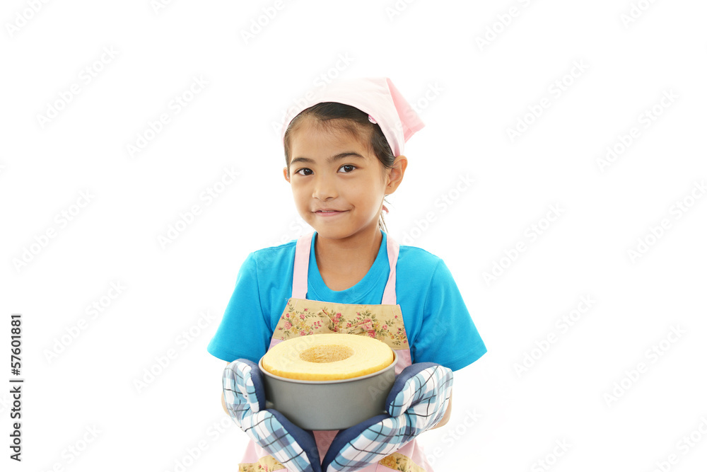 料理を楽しむ女の子