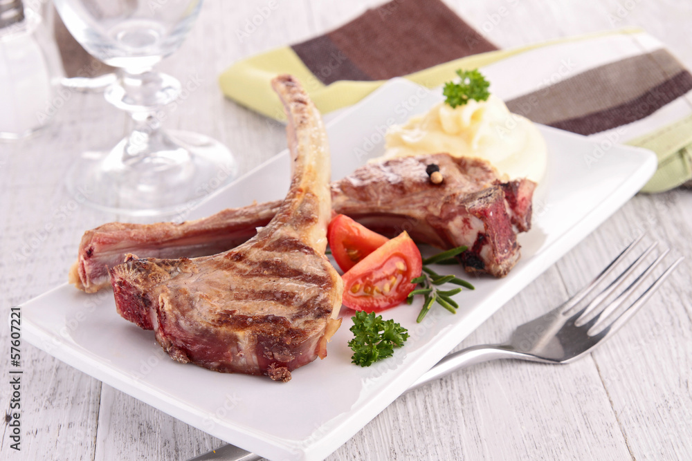 grilled lamb chop and puree