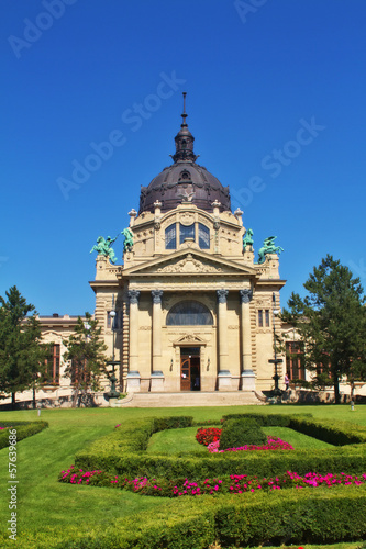 Szechenyi thermal baths main entry