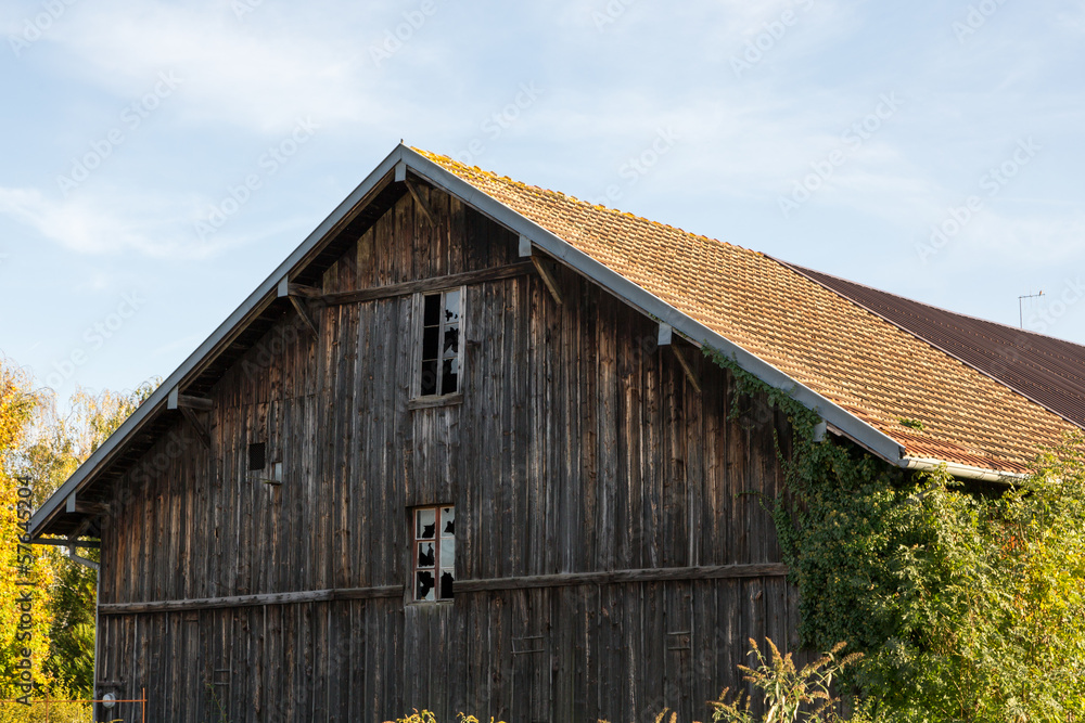 Grange abandonnée