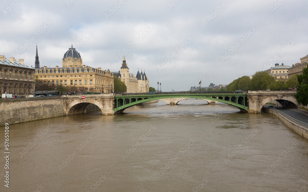 Bridge Over the Seine