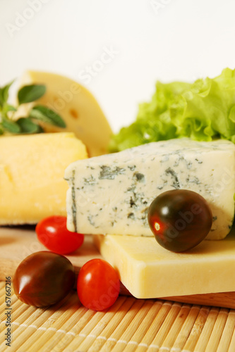 cheese with small tomatoes