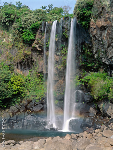 Jeongbang falls
