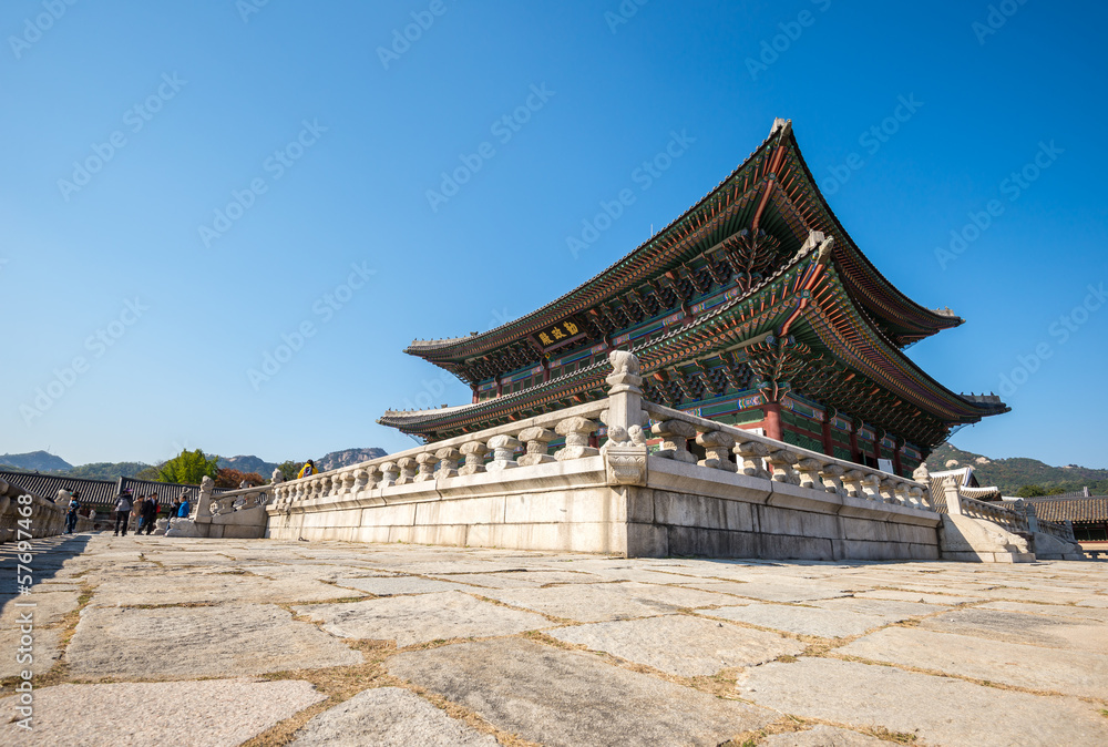 Naklejka premium Gyeongbokgung palace in Seoul, Korea