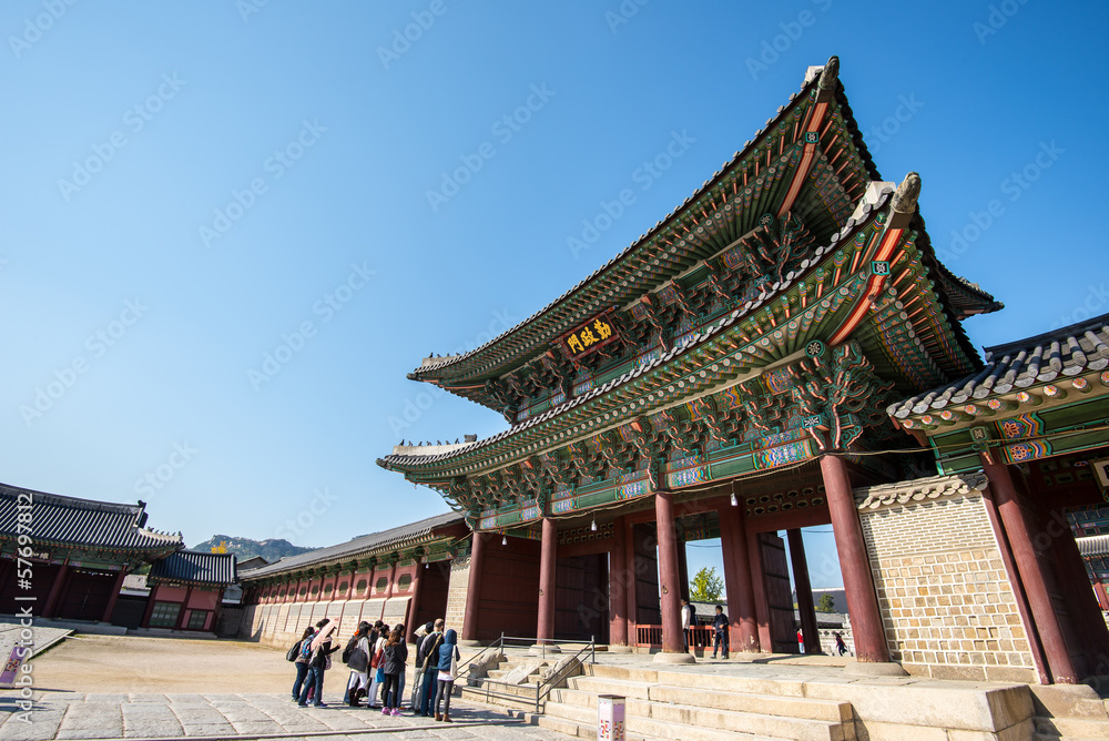 Naklejka premium Gyeongbokgung palace in Seoul, Korea