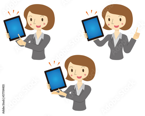 タブレット端末で説明する女性