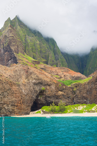 Na Pali Coast in a cloudy summer day