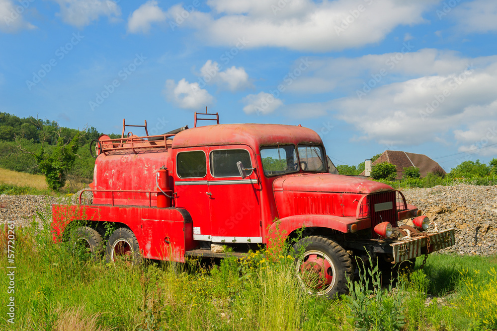 Old French fire truck