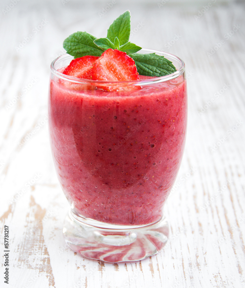 Strawberry smoothie Strawberry smoothie
