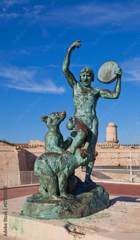 Obraz premium Sculpture of dancer and bears (Botinelly, 1911). Marseilles
