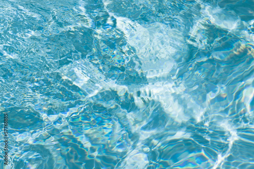 eau bleue de piscine
