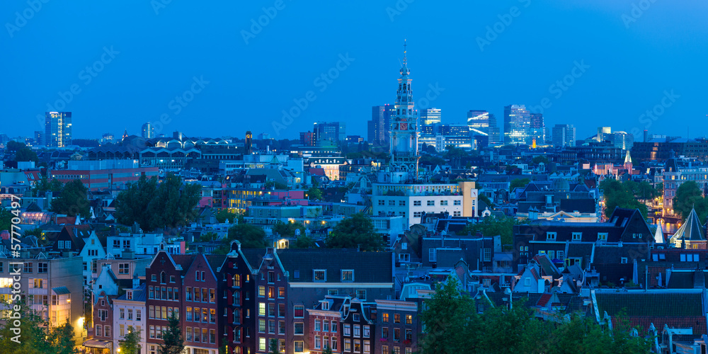 Fototapeta premium Amsterdam in the evening