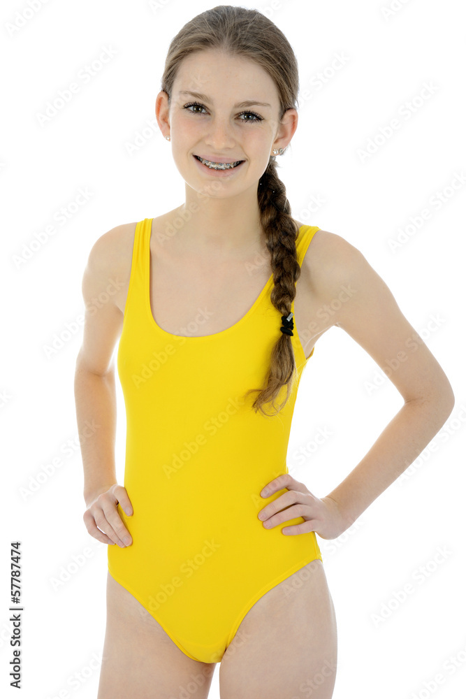 Teenager in gelbem Badeanzug Stock-Foto | Adobe Stock