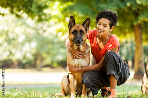 Canvastavla Portrait of woman with german shepherd