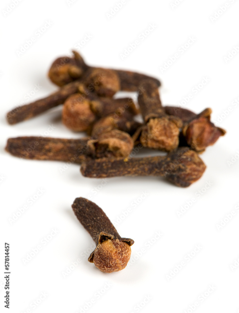 cloves isolated on white background cloves isolated on white background