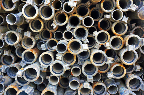 metallic pipes