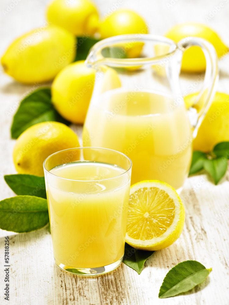 Zitronensaft Zitronensaft