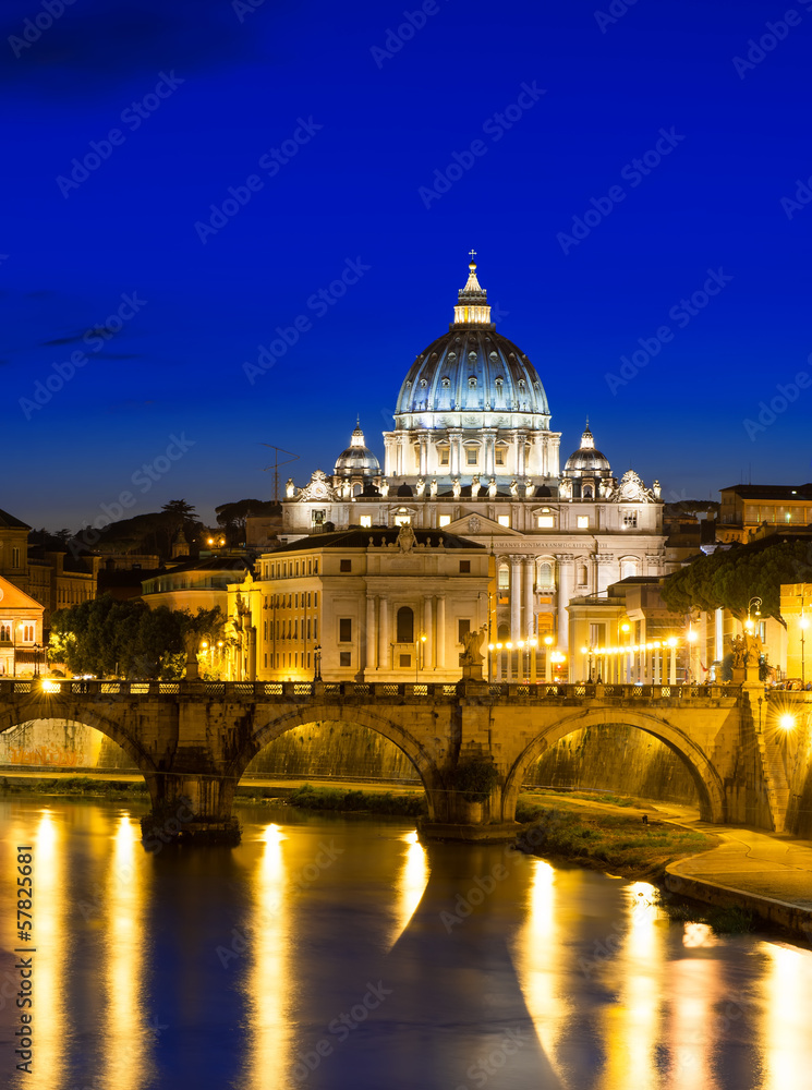 Night view of the St  Peter s Basilica in Rome, Vatican. Italy