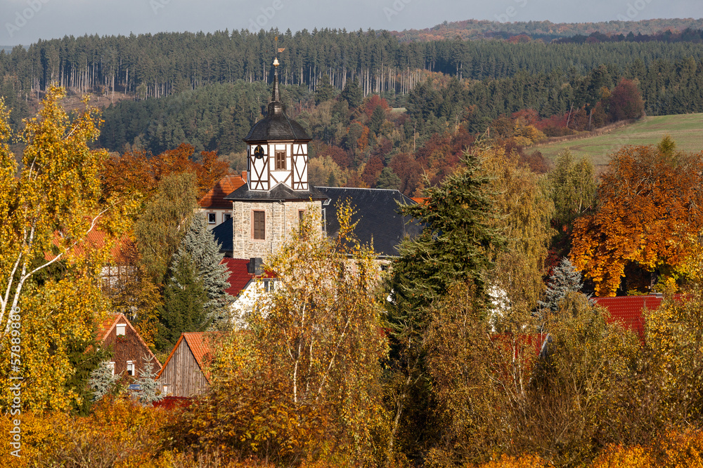 Straßberg Harz Herbst Impression Blick über die Krche in das s