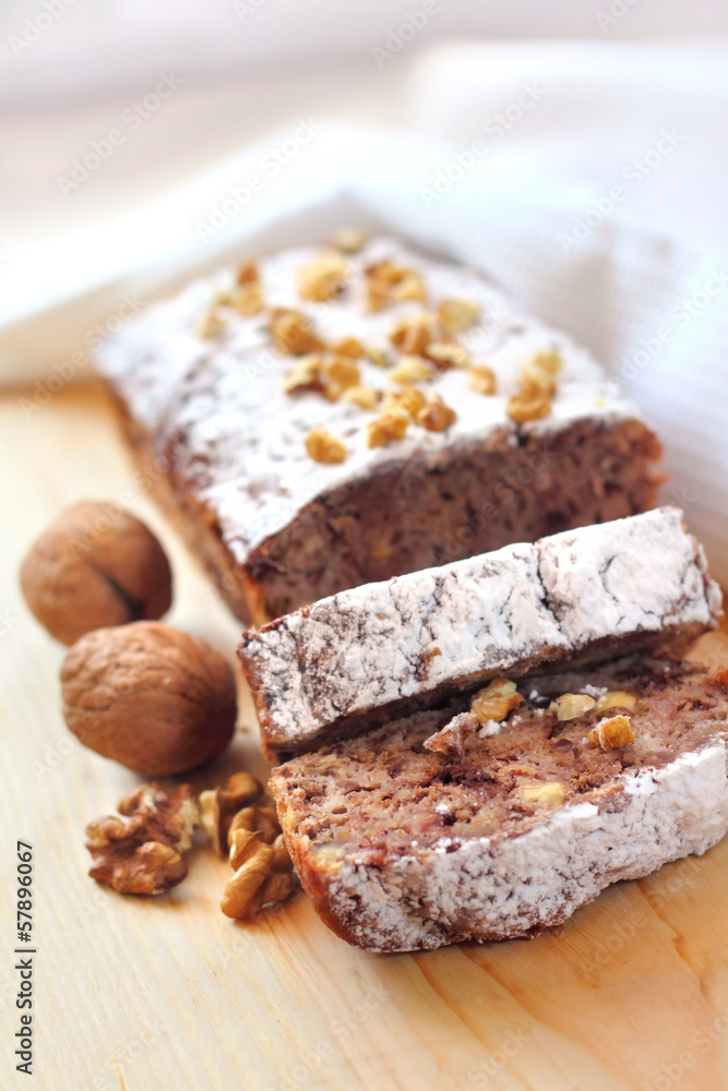 Banana cake with walnuts and dark chocolate Banana cake with walnuts and dark chocolate