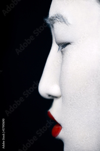 Fotografia geisha in profile
