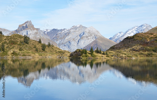 Fototapeta Naklejka Na Ścianę i Meble -  Beautiful Alpine lake. Switzerland